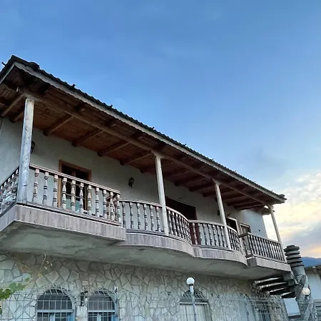 Elsa's * Gjirokastër